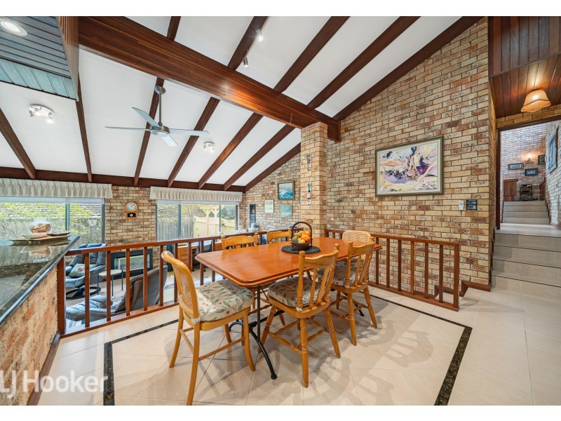 11 Rowley Place, Bull Creek WA 6149