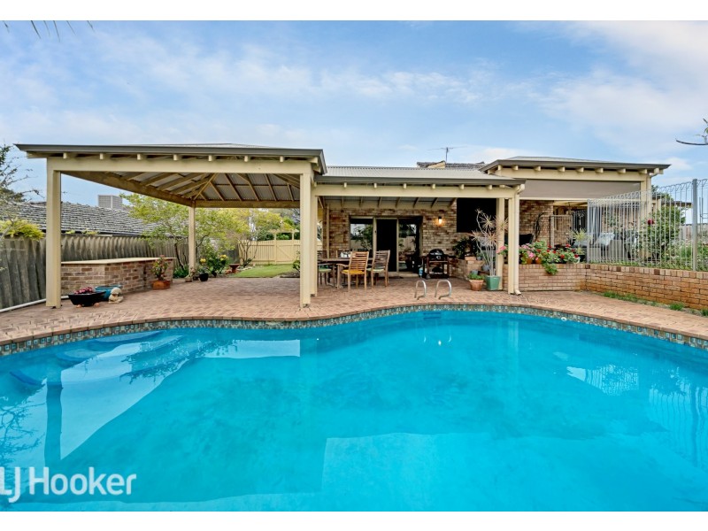11 Rowley Place, Bull Creek WA 6149