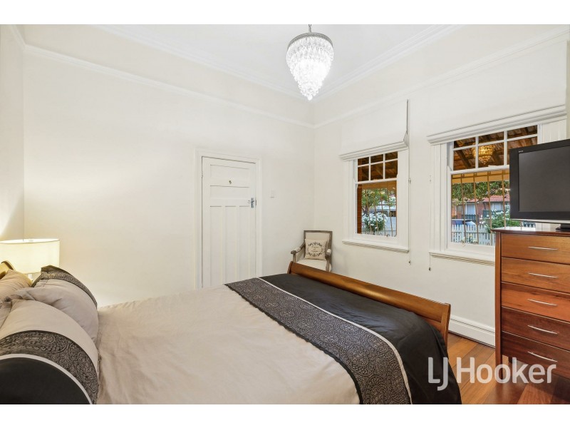 32 McMillan Street, Victoria Park WA 6100