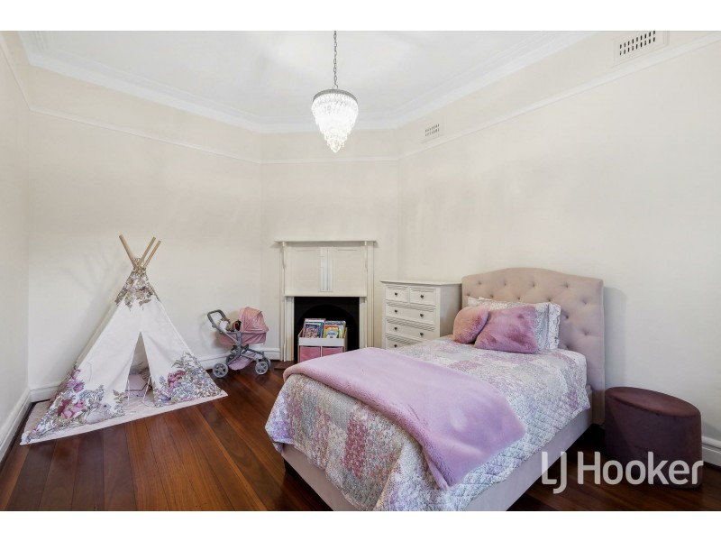 32 McMillan Street, Victoria Park WA 6100