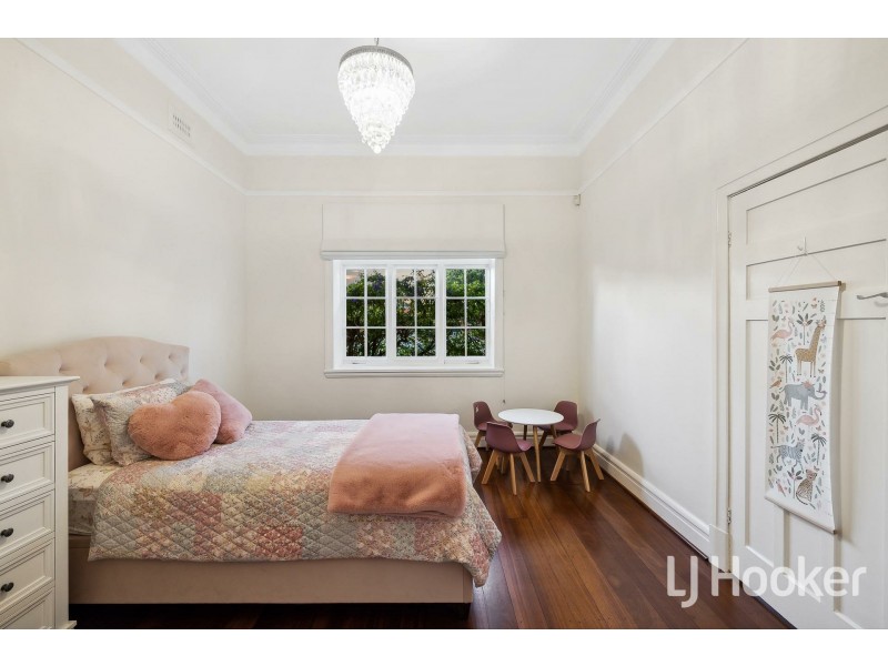 32 McMillan Street, Victoria Park WA 6100