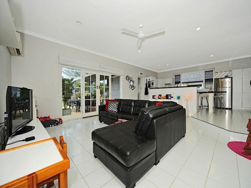 39 Modillion Avenue North, Shelley WA 6148