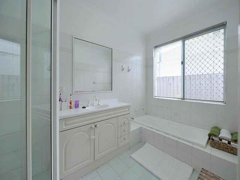 39 Modillion Avenue North, Shelley WA 6148