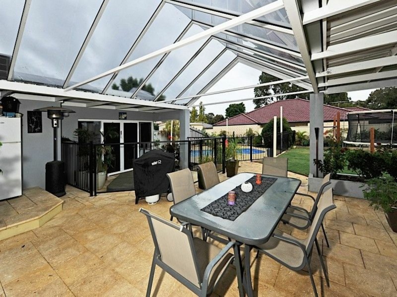39 Modillion Avenue North, Shelley WA 6148