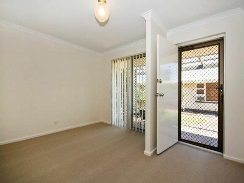 2/145 Leach Highway, Wilson WA 6107