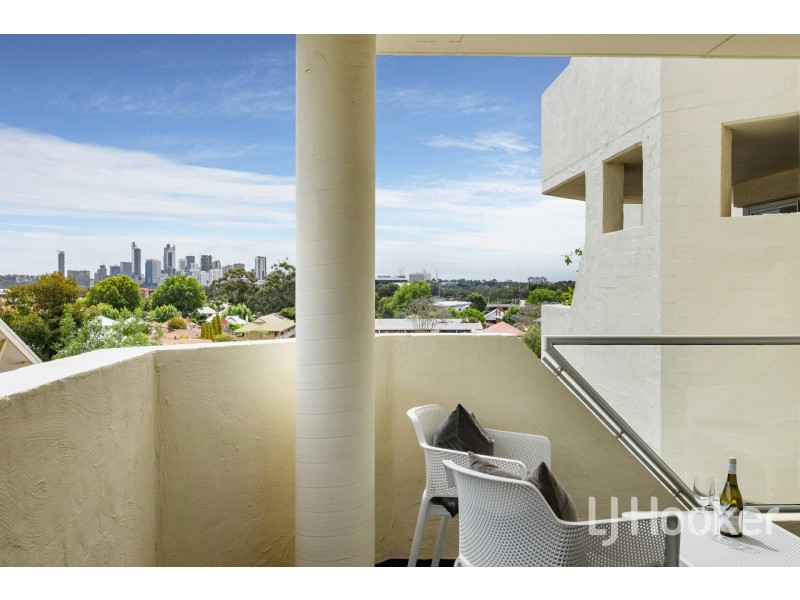 17/12 McMaster, Victoria Park WA 6100
