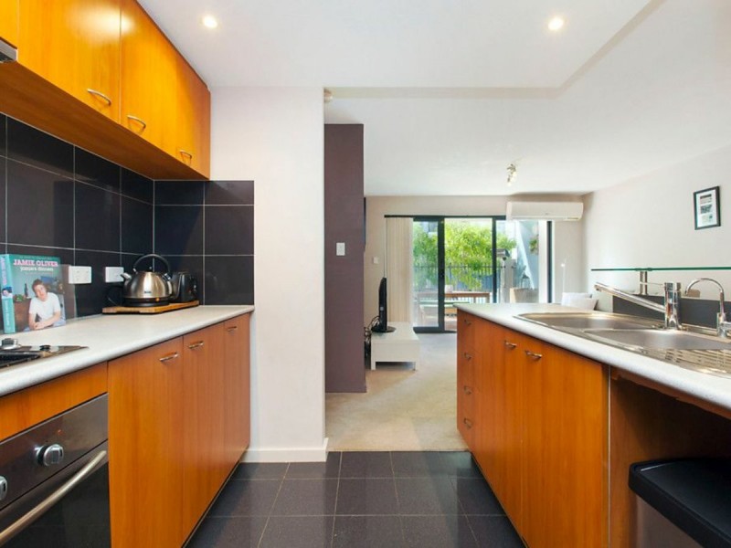 17/15 Tanunda Drive, Rivervale WA 6103