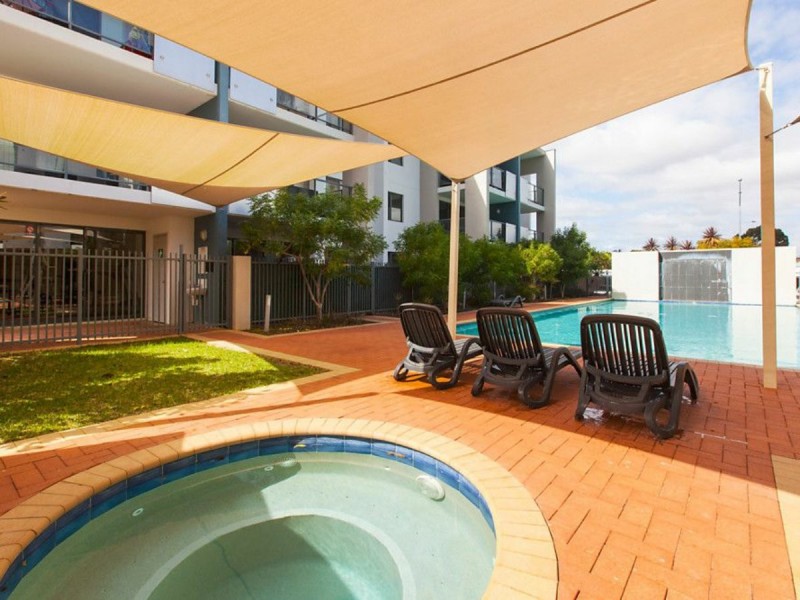 17/15 Tanunda Drive, Rivervale WA 6103