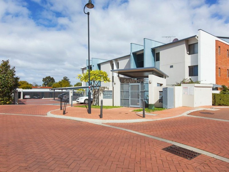 17/15 Tanunda Drive, Rivervale WA 6103
