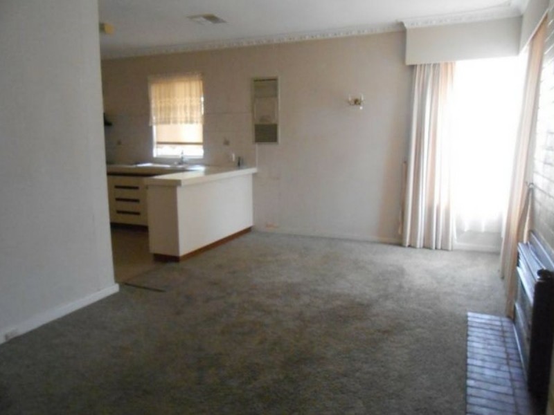 273 Fisher Street, Cloverdale WA 6105