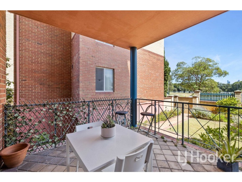110/7-11 Heirisson Way, Victoria Park WA 6100