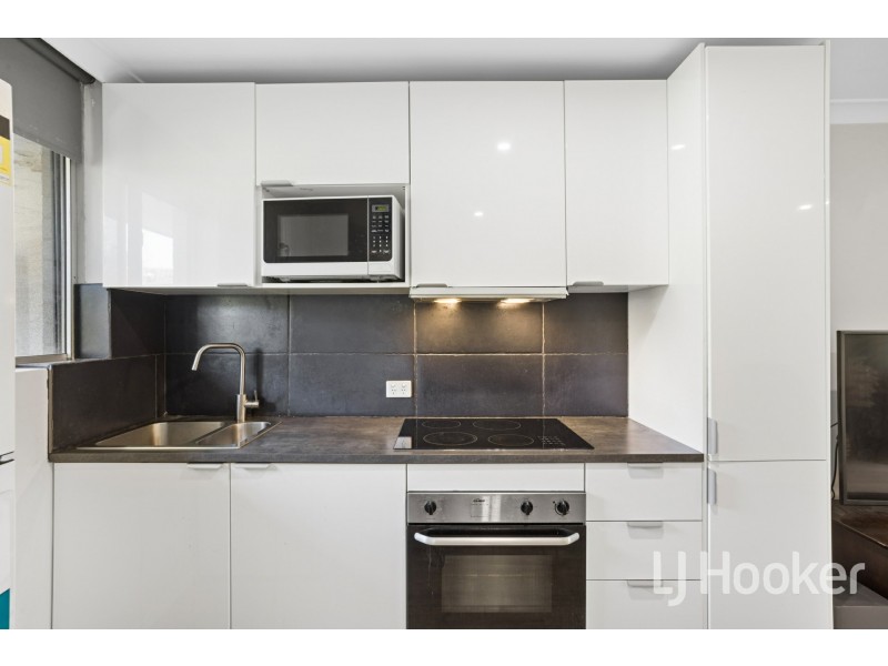 28/1 Herdsman Parade, Wembley WA 6014