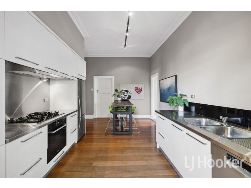 17 Manchester Street, Victoria Park WA 6100