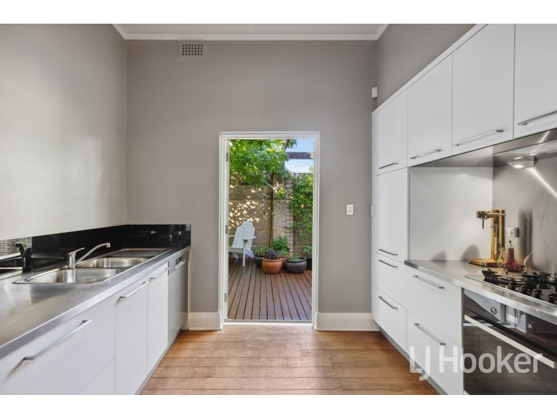 17 Manchester Street, Victoria Park WA 6100