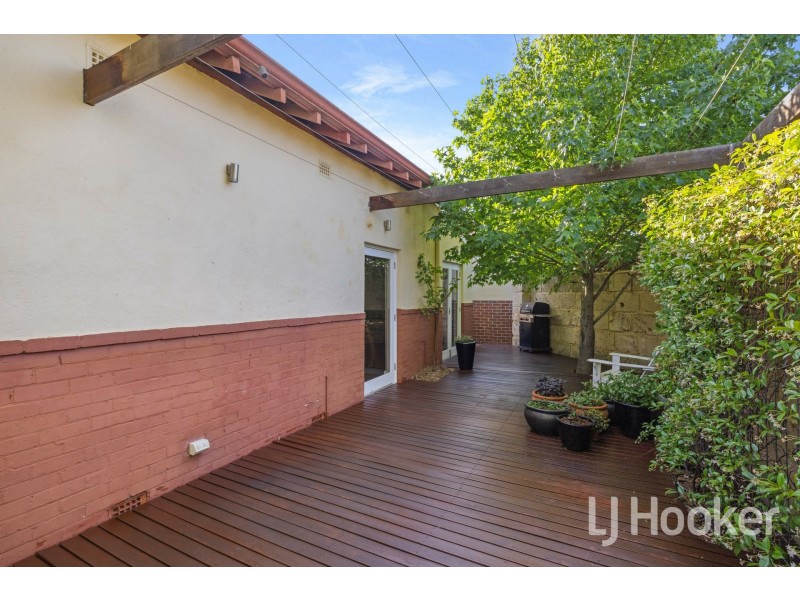 17 Manchester Street, Victoria Park WA 6100