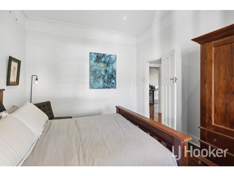 17 Manchester Street, Victoria Park WA 6100