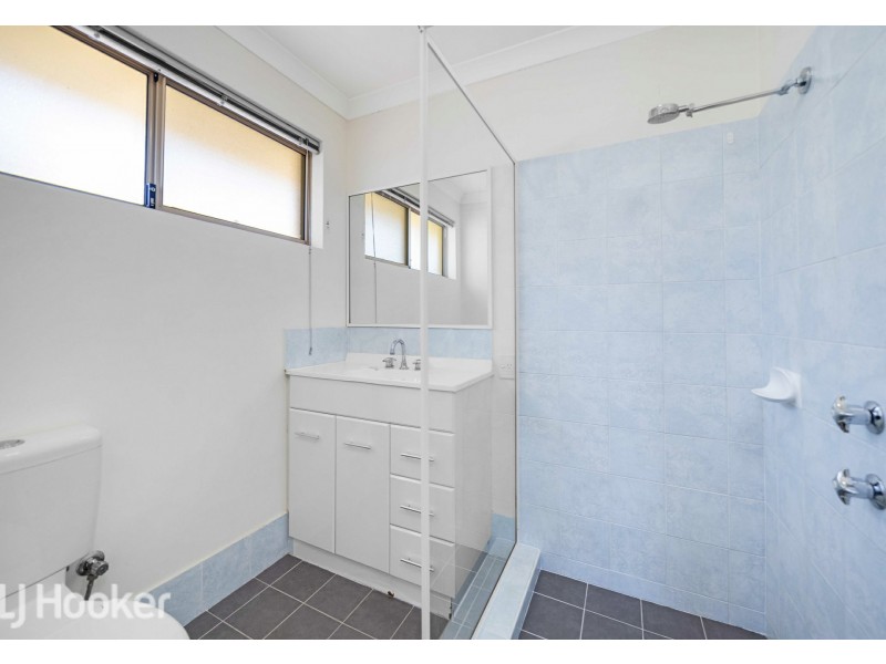 9/16 Andrea Way, Queens Park WA 6107
