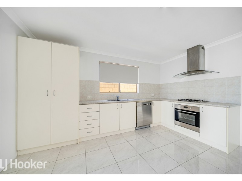 9/16 Andrea Way, Queens Park WA 6107