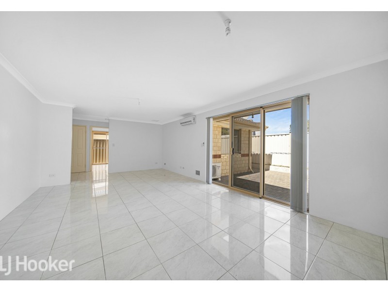 9/16 Andrea Way, Queens Park WA 6107