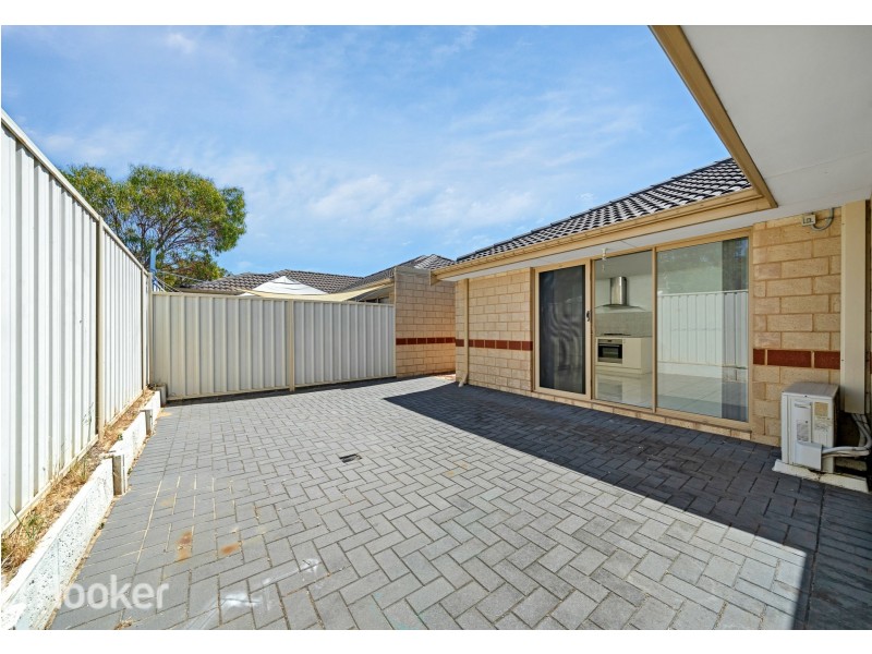 9/16 Andrea Way, Queens Park WA 6107