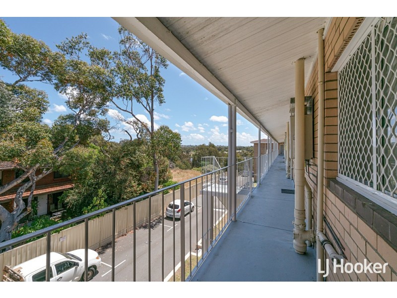 18/4 Minora Place, Rivervale WA 6103