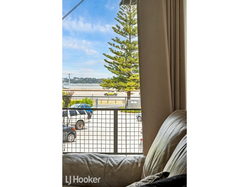 18/15 Melville Parade, South Perth WA 6151