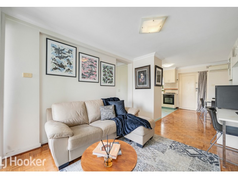 18/15 Melville Parade, South Perth WA 6151