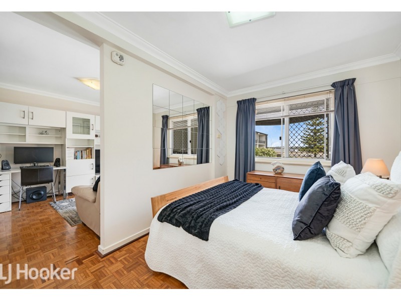 18/15 Melville Parade, South Perth WA 6151