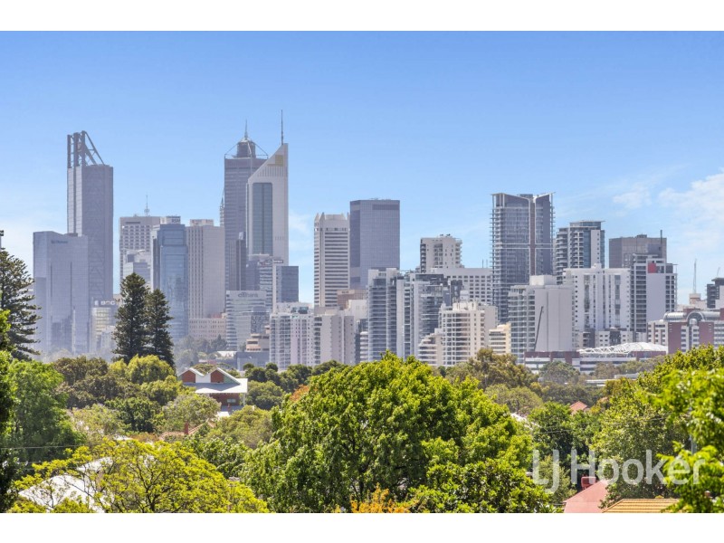 4/27 King George Street, Victoria Park WA 6100