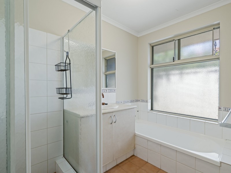 37 Whitlock Road, East Cannington WA 6107