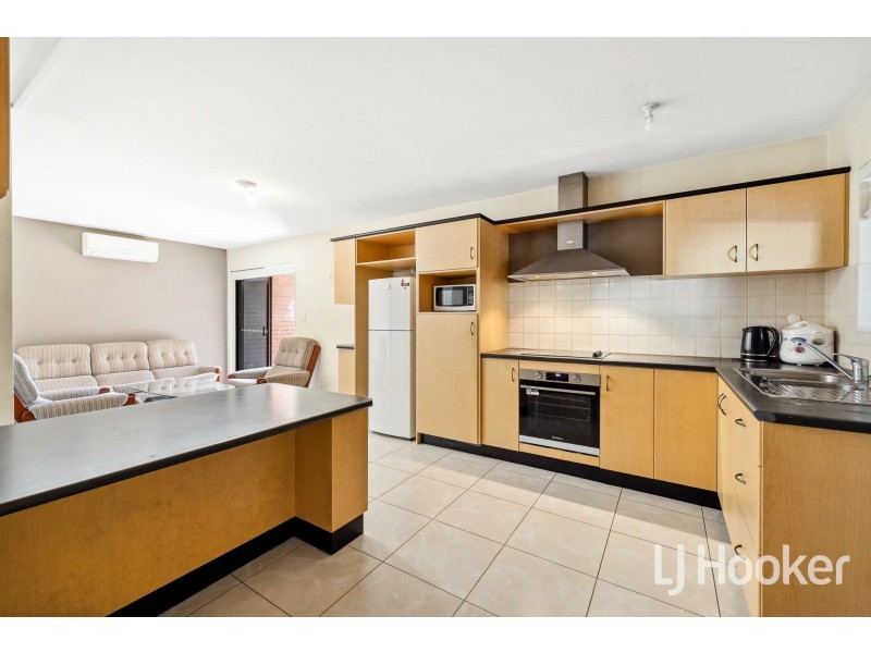 1/76 King George Street, Victoria Park WA 6100