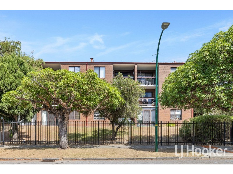 1/76 King George Street, Victoria Park WA 6100