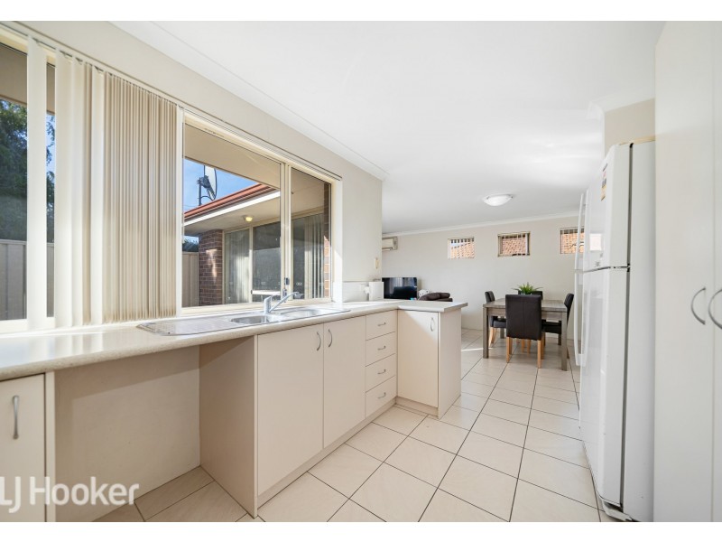 8/159 Hamilton Street, Queens Park WA 6107