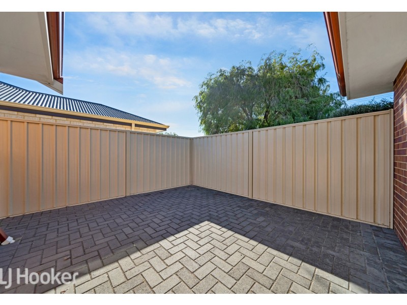 8/159 Hamilton Street, Queens Park WA 6107