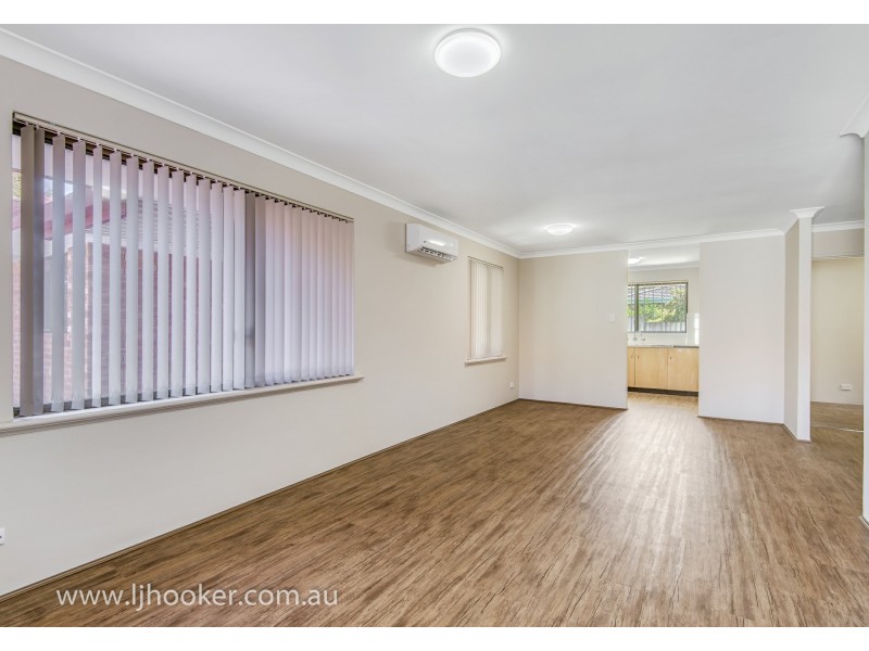 1/12 Kaliamba Court, Cannington WA 6107