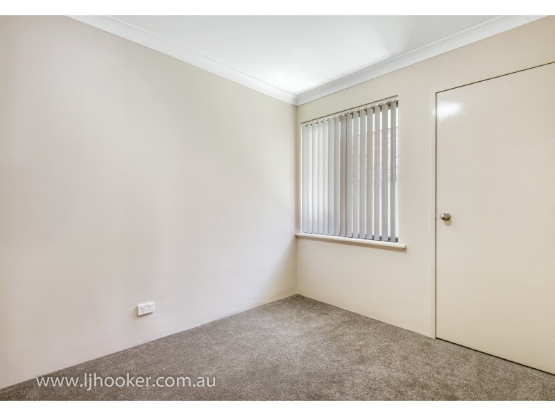 1/12 Kaliamba Court, Cannington WA 6107