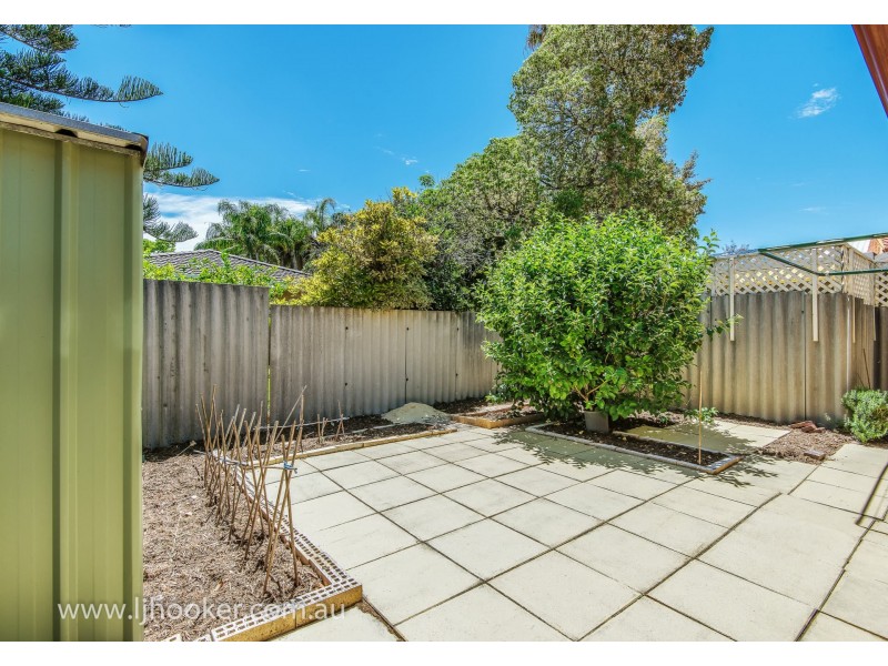 1/12 Kaliamba Court, Cannington WA 6107