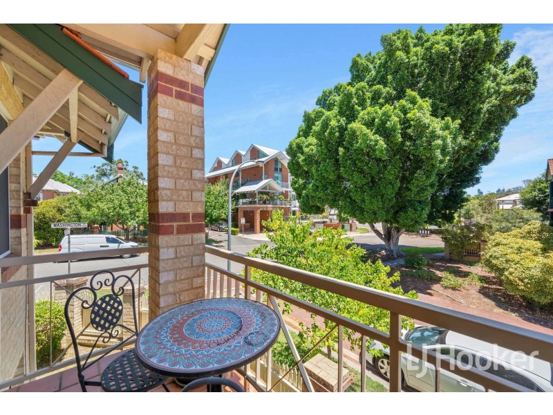 24 Heirisson Way, Victoria Park WA 6100