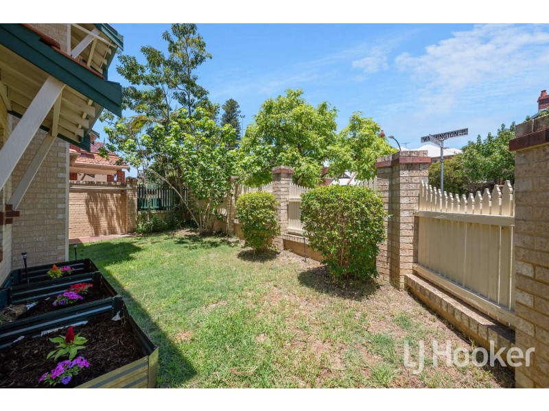 24 Heirisson Way, Victoria Park WA 6100