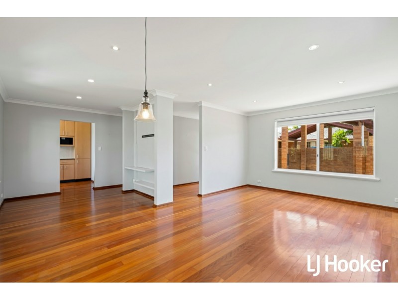 1/1 Wheatley Drive, Bull Creek WA 6149