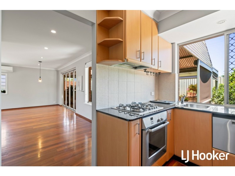 1/1 Wheatley Drive, Bull Creek WA 6149