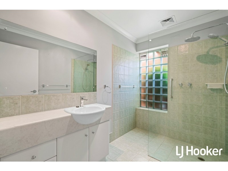 1/1 Wheatley Drive, Bull Creek WA 6149