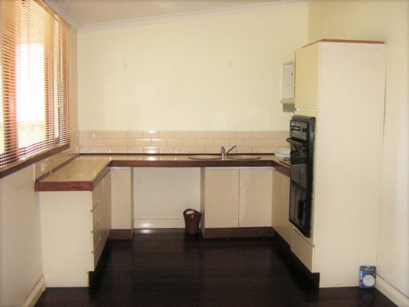 18 Hubert Street, East Victoria Park WA 6101