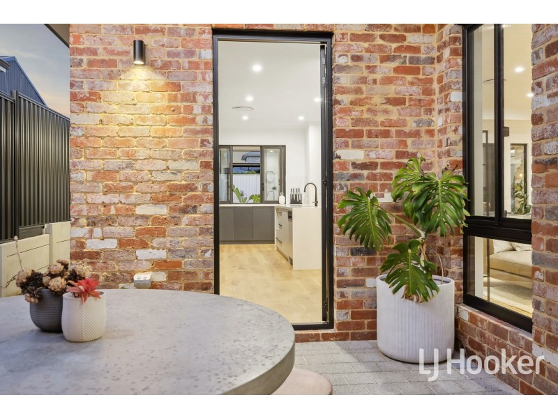 16 Beesley Street, East Victoria Park WA 6101