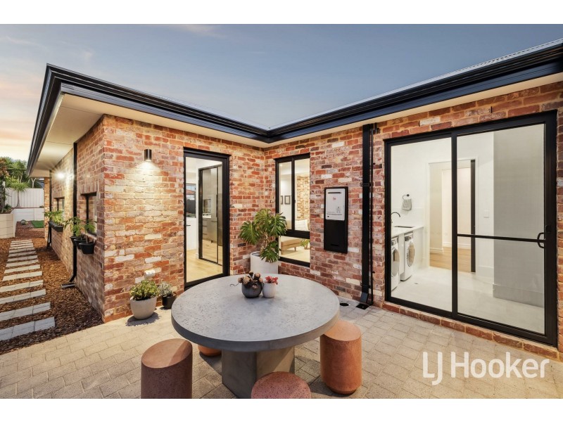 16 Beesley Street, East Victoria Park WA 6101