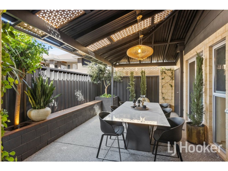 2/16 Wallace Street, Belmont WA 6104
