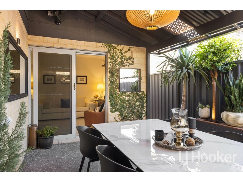 2/16 Wallace Street, Belmont WA 6104