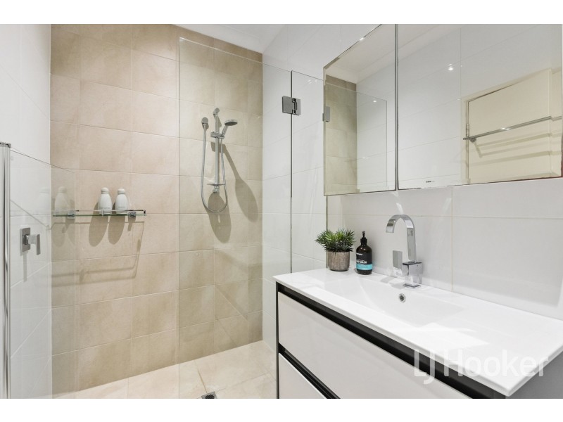 2/16 Wallace Street, Belmont WA 6104