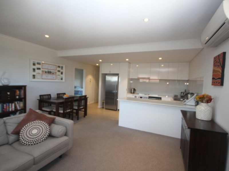 8/17 Leonard Street, Victoria Park WA 6100