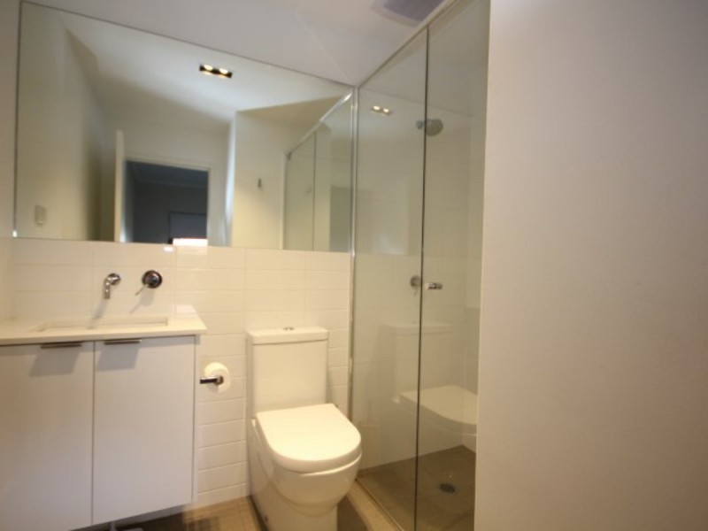 8/17 Leonard Street, Victoria Park WA 6100